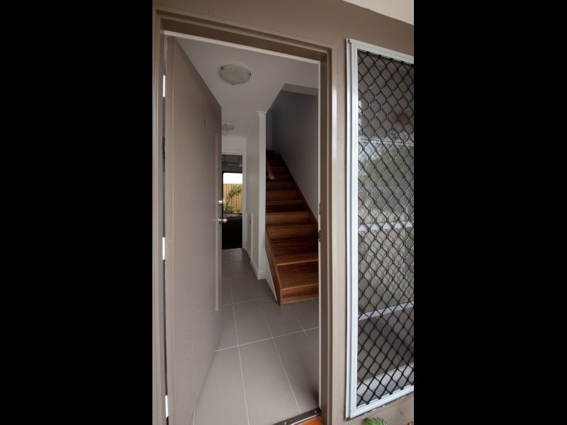 12 &18/12 Flinders Street, West Gladstone QLD 4680