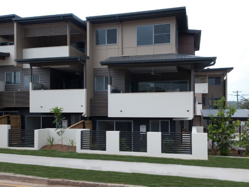 12 &18/12 Flinders Street, West Gladstone QLD 4680