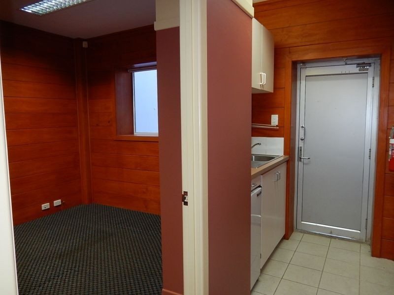 91 Goondoon Street, Gladstone QLD 4680