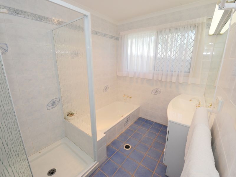 19A AUCKLAND STREET, Gladstone QLD 4680