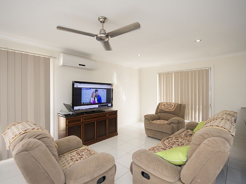 6 Giles Street, Glen Eden QLD 4680