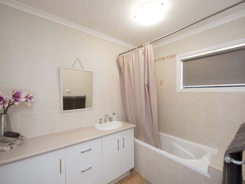 24 Marshall Avenue, Sun Valley QLD 4680