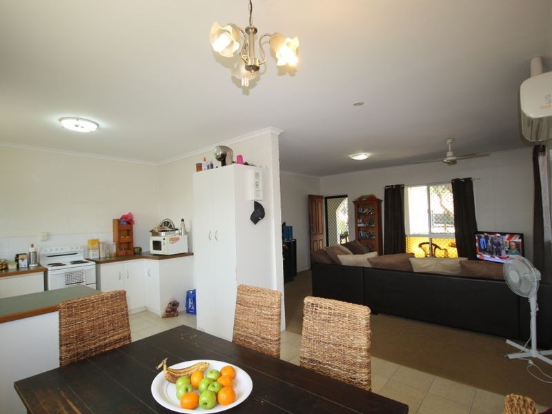 20 Salmon Street, Toolooa QLD 4680