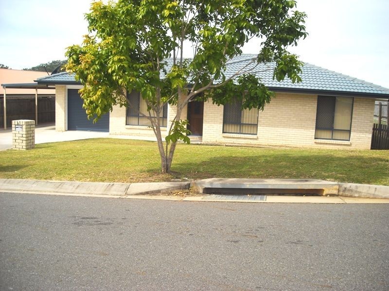 9 Willespie Place, New Auckland QLD 4680