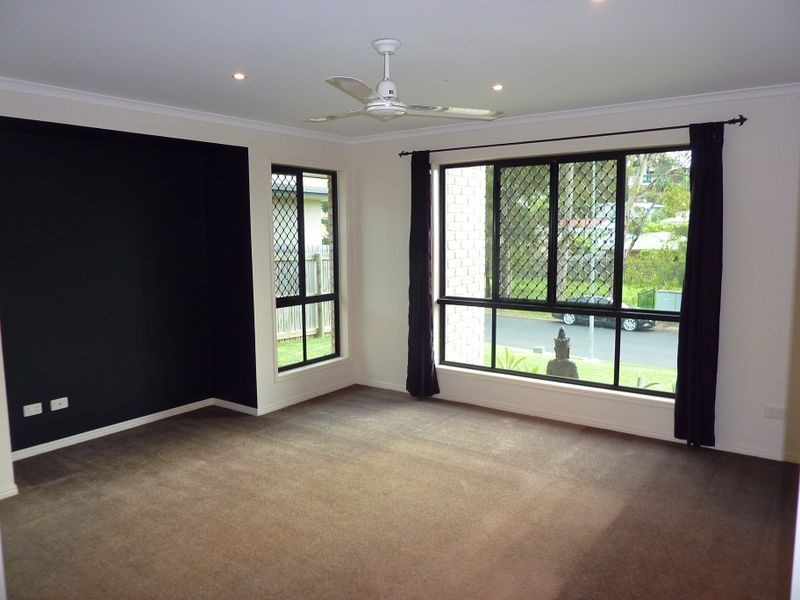 7 Larcom Rise, West Gladstone QLD 4680