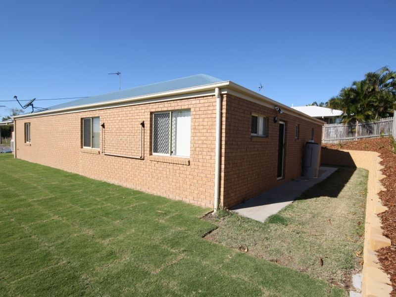 11 Norma Street, New Auckland QLD 4680