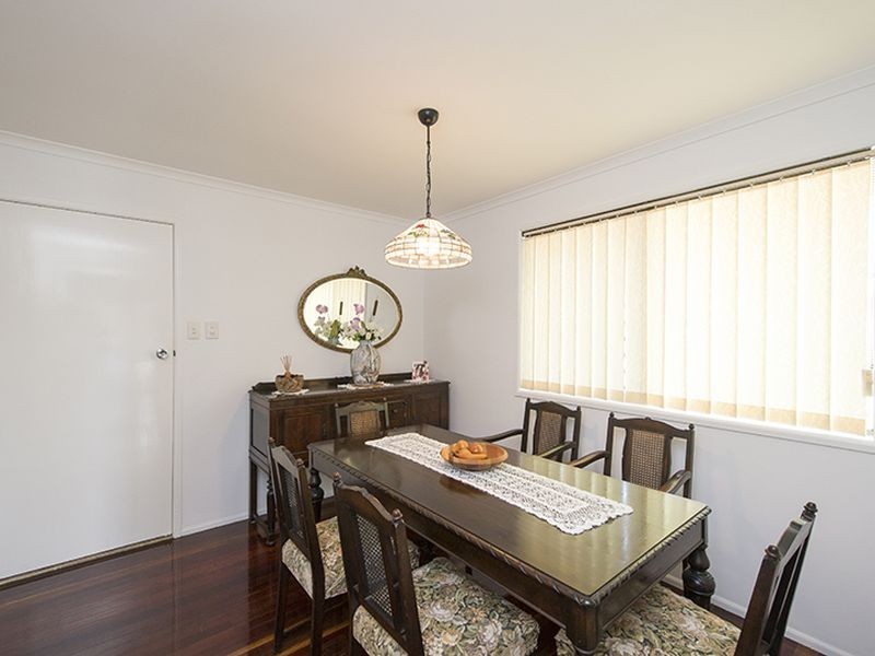1 Pluto Street, Telina QLD 4680