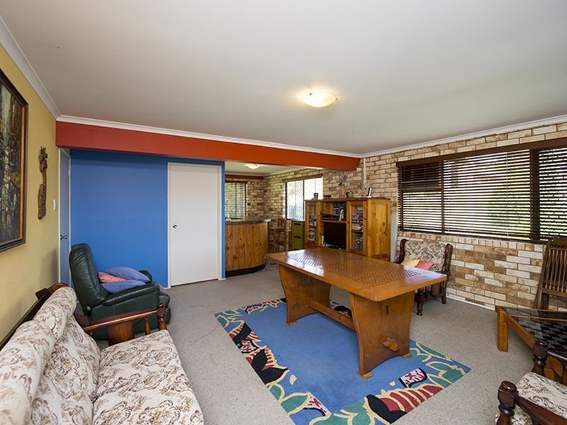 1 Pluto Street, Telina QLD 4680
