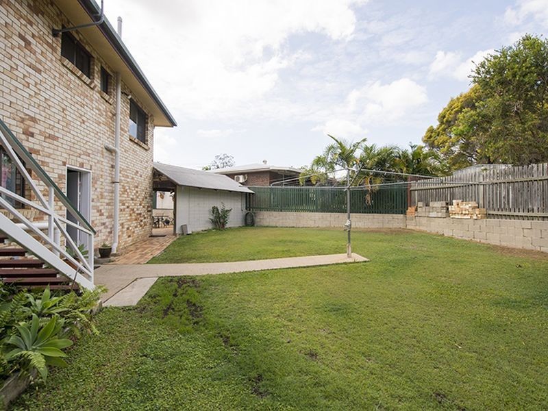 1 Pluto Street, Telina QLD 4680