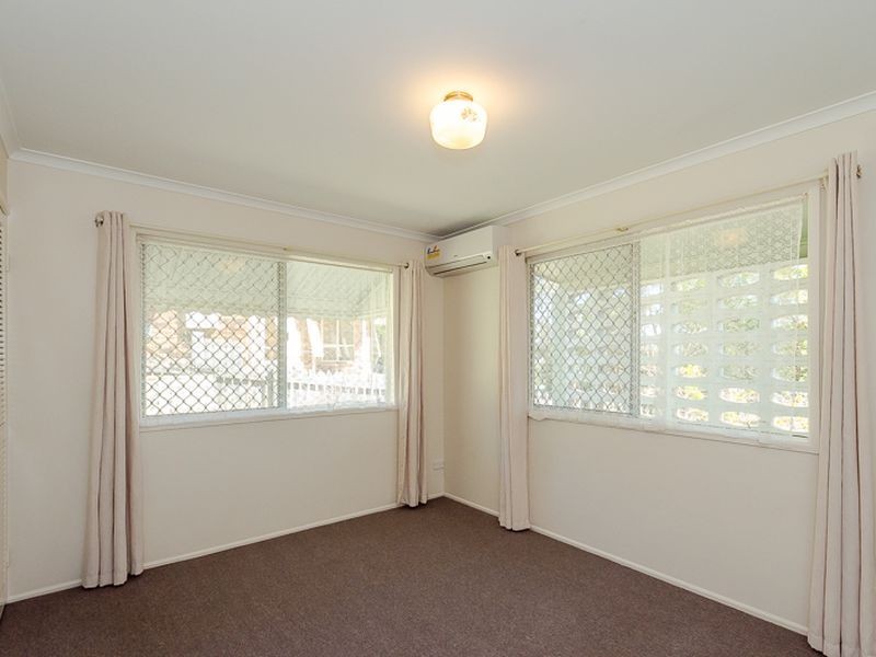 5 Gum Court, New Auckland QLD 4680