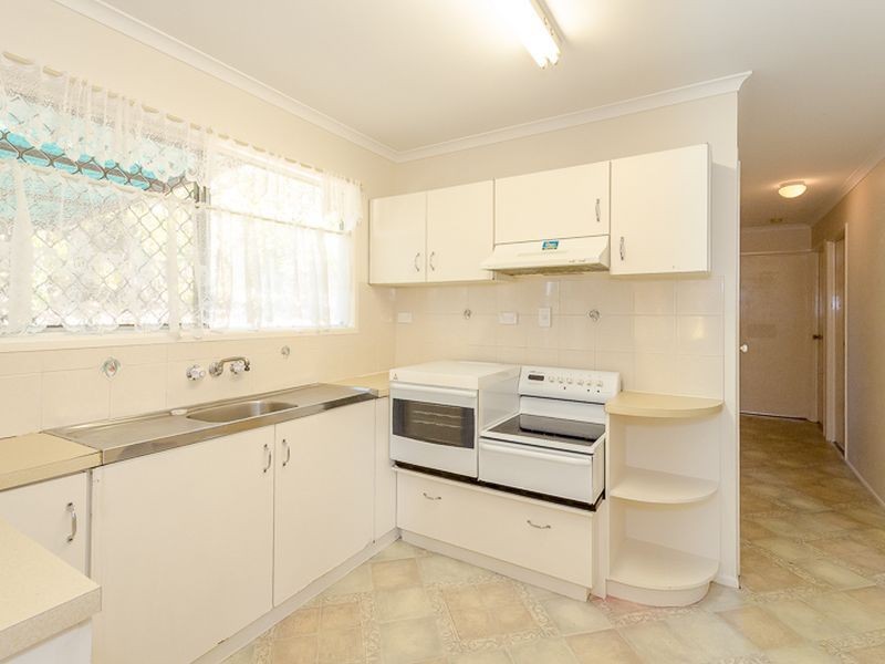 5 Gum Court, New Auckland QLD 4680