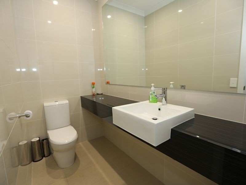 33 Tulipwood Circuit, Boyne Island QLD 4680