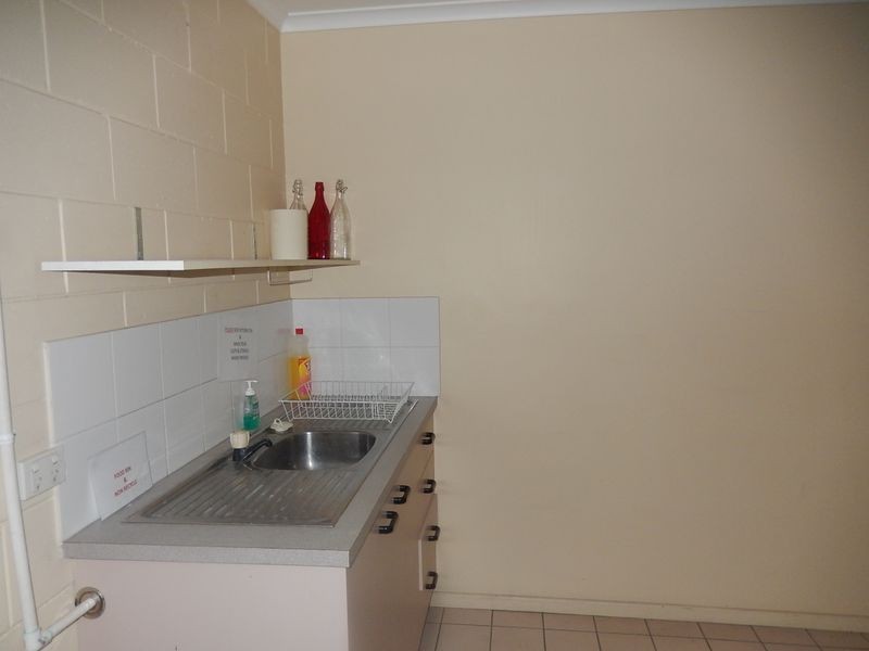 Shop 2/107 Hanson Road, Gladstone QLD 4680