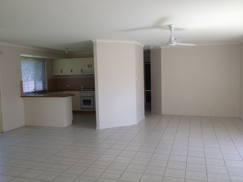 1 Hayman Court, Clinton QLD 4680