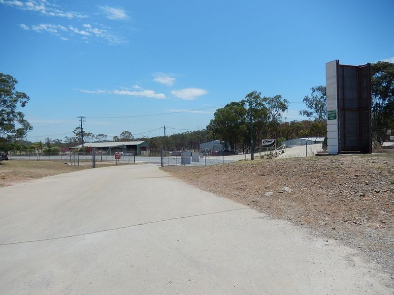 Shed 2/6 Dalrymple Drive, Toolooa QLD 4680