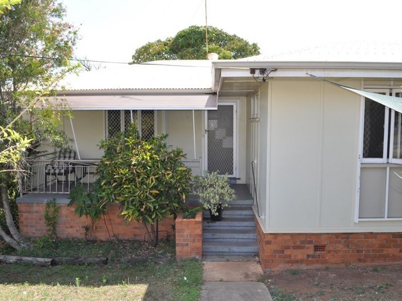 10 Scenery Street, Gladstone QLD 4680