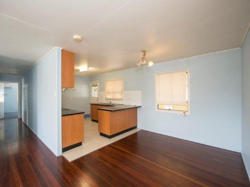 36 Dawson Road, West Gladstone QLD 4680