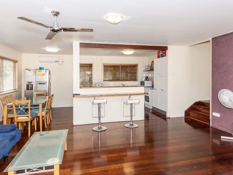 24 Agnes Street, South Gladstone QLD 4680