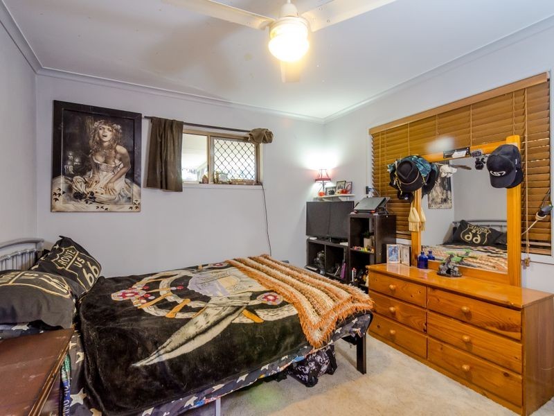 19 Aquarius Street, Clinton QLD 4680