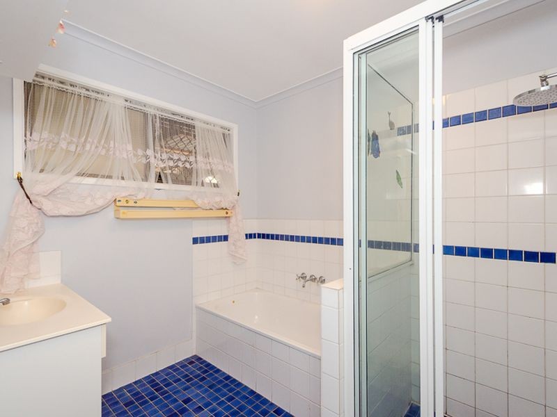 19 Aquarius Street, Clinton QLD 4680