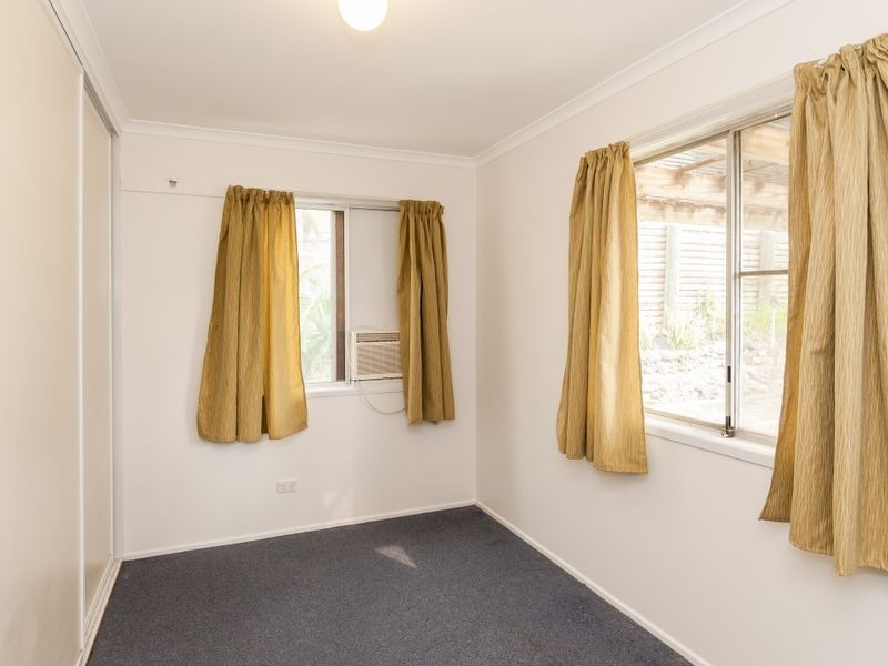 29 Pine Avenue, West Gladstone QLD 4680