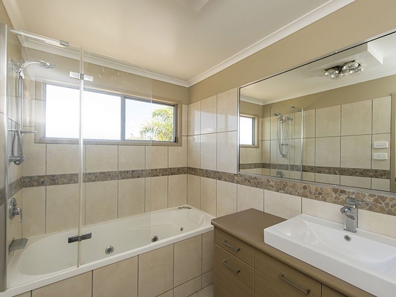 49 Venus Street, Telina QLD 4680