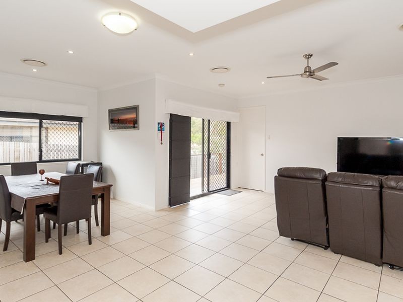 23 Larcom Rise, West Gladstone QLD 4680