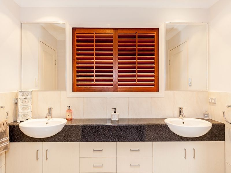 82 Emmadale Drive, New Auckland QLD 4680