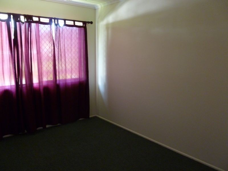 1/4 Lamington Drive, South Gladstone QLD 4680