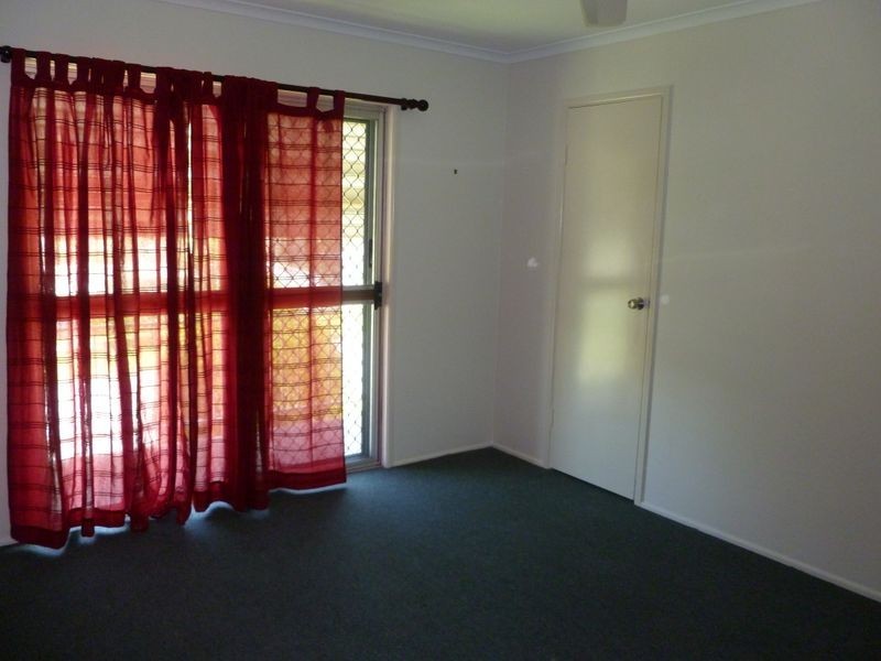 1/4 Lamington Drive, South Gladstone QLD 4680
