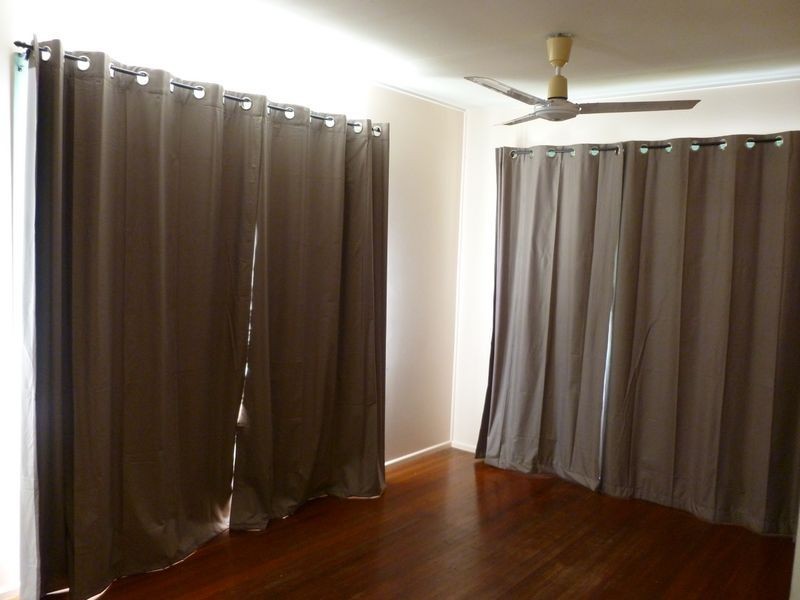 27 Paterson Street, West Gladstone QLD 4680