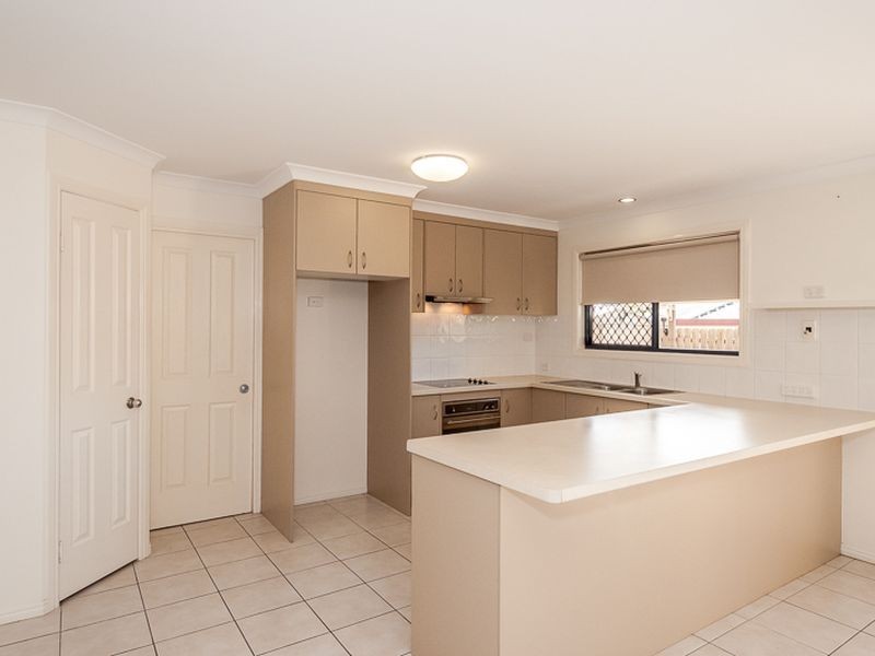 Unit 2/28 J Hickey Avenue, Clinton QLD 4680