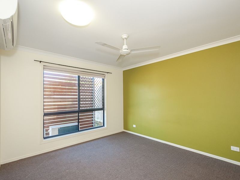 Unit 2/28 J Hickey Avenue, Clinton QLD 4680