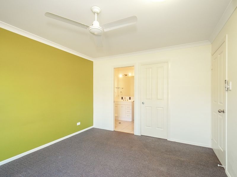 Unit 2/28 J Hickey Avenue, Clinton QLD 4680