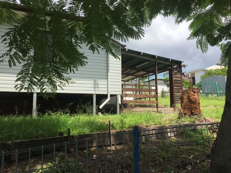 19 Derby Street, South Gladstone QLD 4680