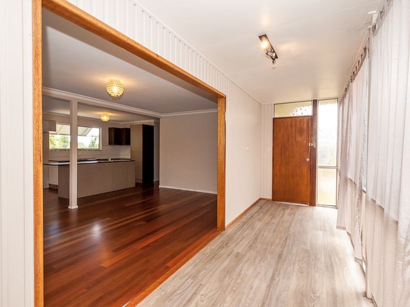 19 Grayson Street, West Gladstone QLD 4680