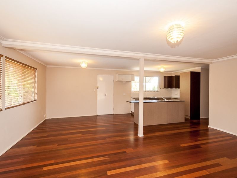 19 Grayson Street, West Gladstone QLD 4680