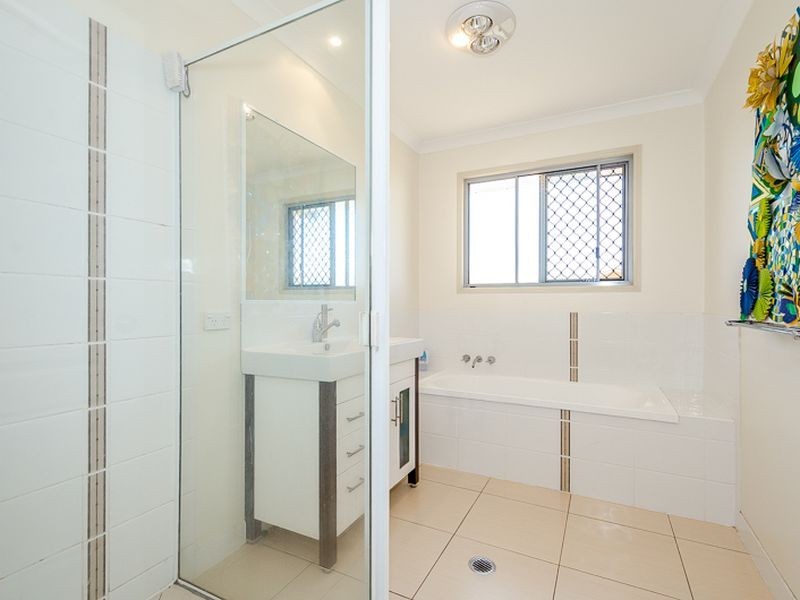 79 Sharyn Drive, New Auckland QLD 4680