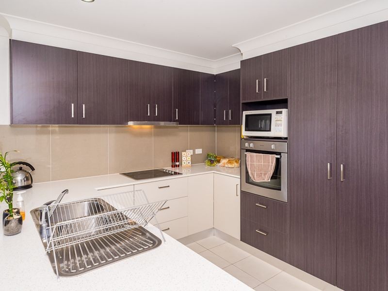 12 Blaxland Court, Glen Eden QLD 4680