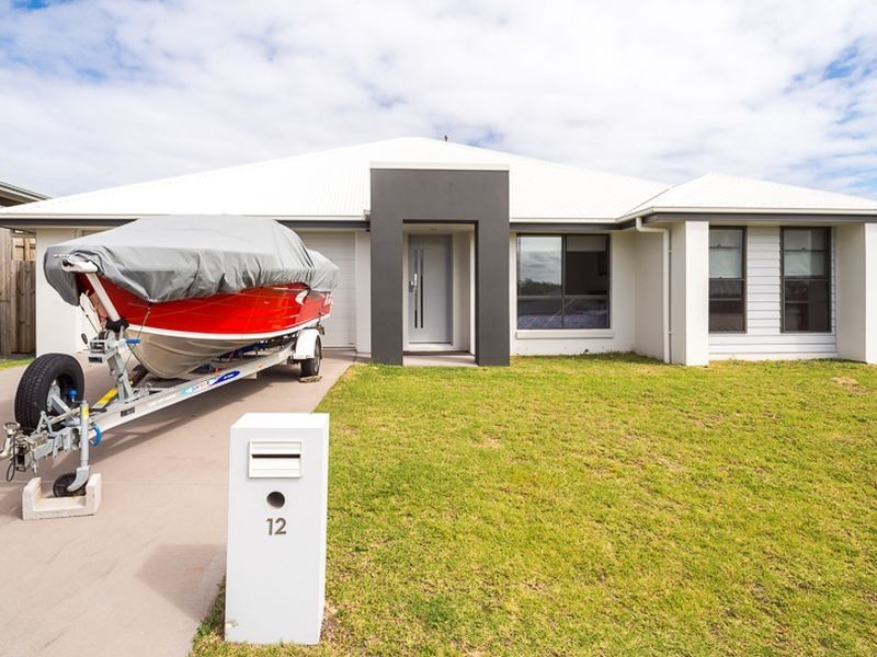 12 Blaxland Court, Glen Eden QLD 4680