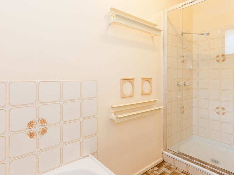 21 Gretel Drive, Clinton QLD 4680