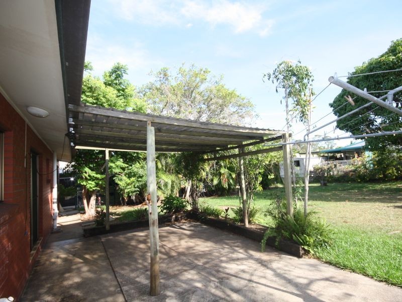 319 J Hickey Avenue, Clinton QLD 4680