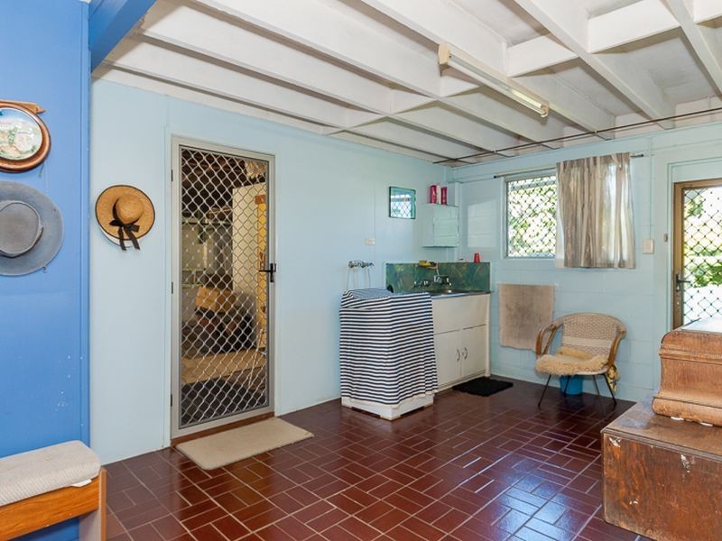 15 Steed Street, West Gladstone QLD 4680