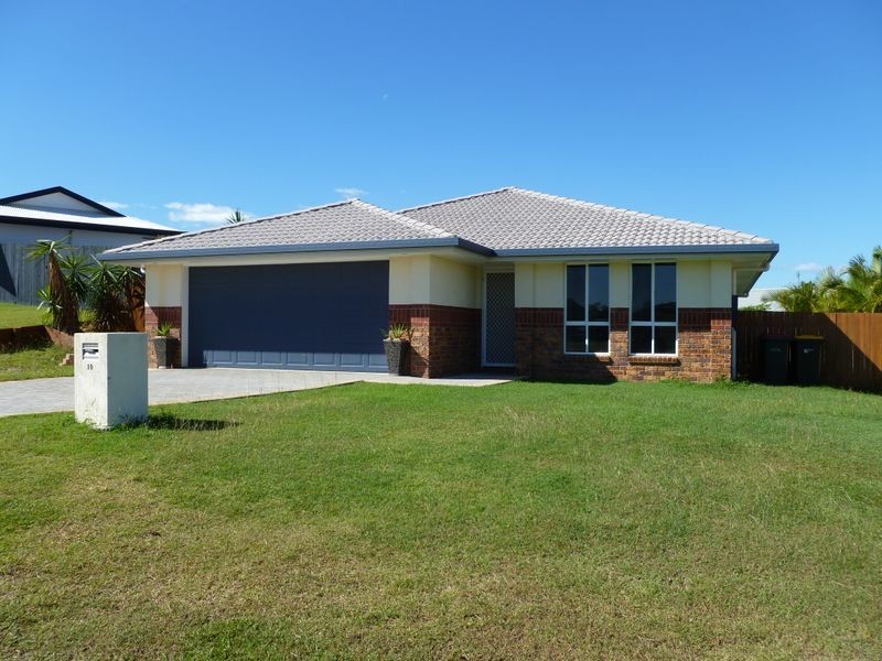 10 Craigmoor Court, New Auckland QLD 4680