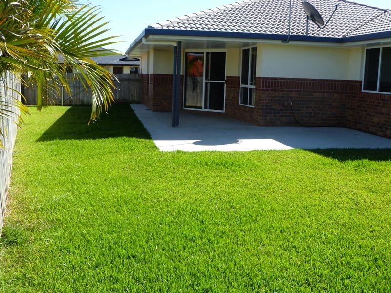 10 Craigmoor Court, New Auckland QLD 4680