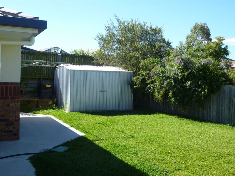 10 Craigmoor Court, New Auckland QLD 4680