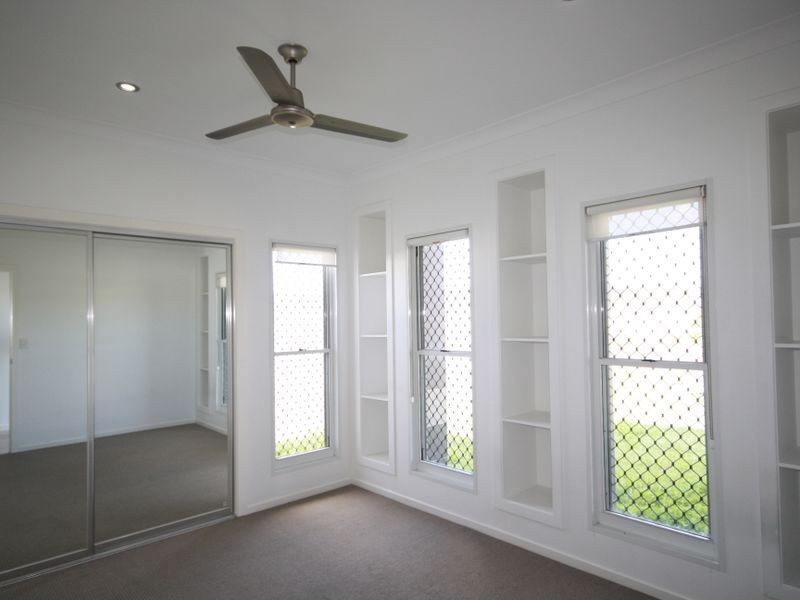 5 Windjana Court, New Auckland QLD 4680