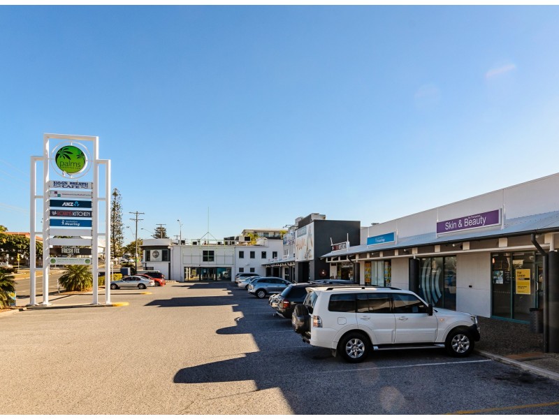 Shop 11/172 Goondoon Street, Gladstone QLD 4680