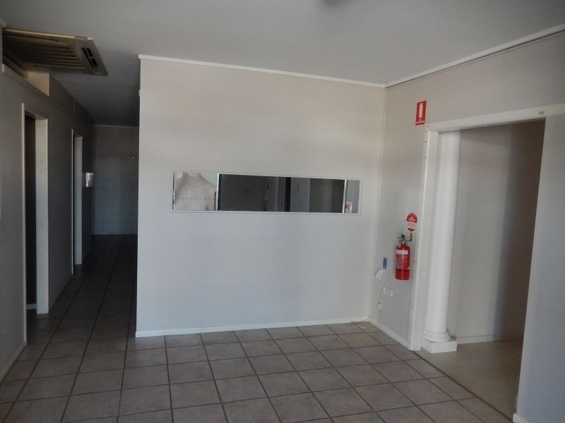 Shop 11/172 Goondoon Street, Gladstone QLD 4680