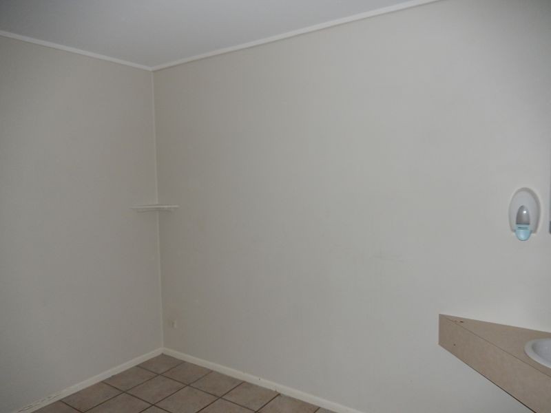 Shop 11/172 Goondoon Street, Gladstone QLD 4680
